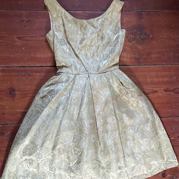 Vintage Dresses & Skirts - Vintage 50s gold brocade cinched cocktail dress small